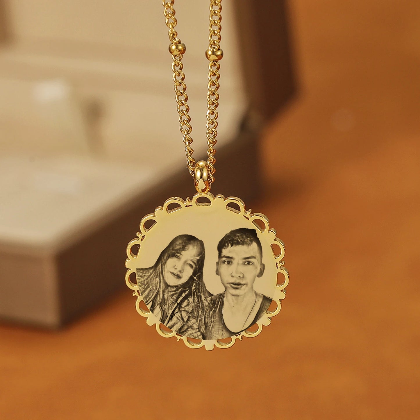 Customized Engraved Photo Lace Necklace – Stainless Steel Round Portrait Pendant with Bead Chain