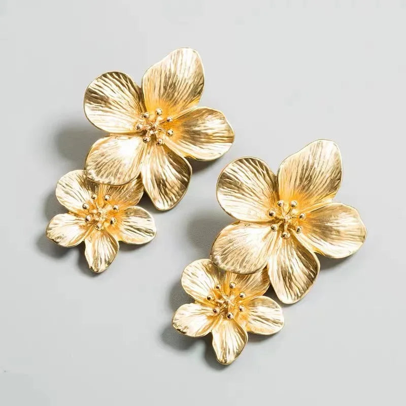 Vintage Metal Flower Stud Earrings – Exaggerated Golden Elegance for Women