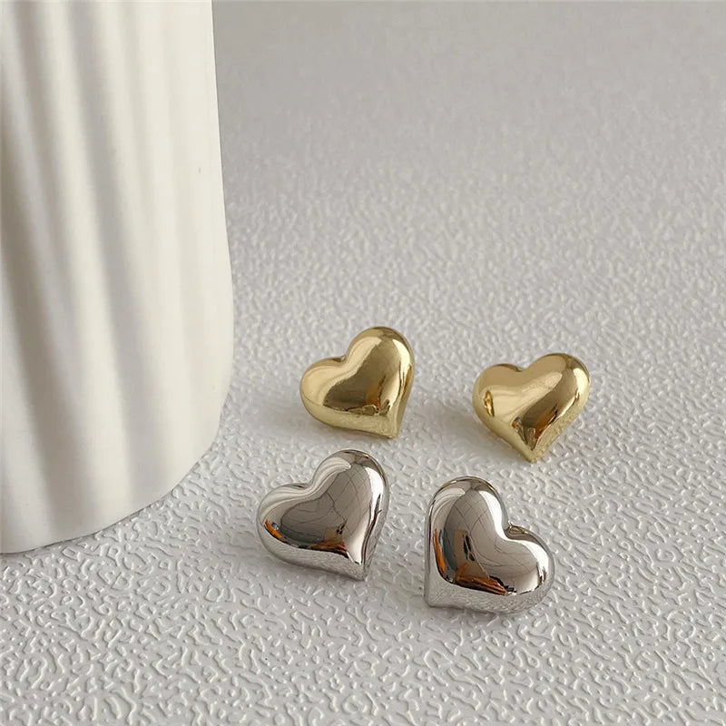 Minimalist Silver LOVE Heart Stud Earrings – Elegant Allergy-Preventing Jewelry for Women