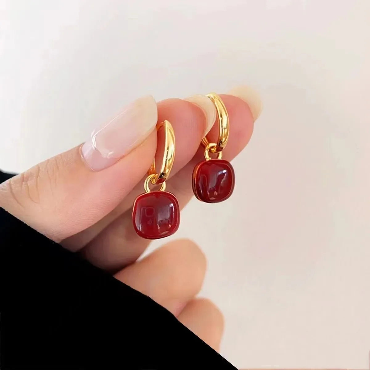 Simple Heart Dangle Earrings – Geometric Square Pendant Design for Women & Girls