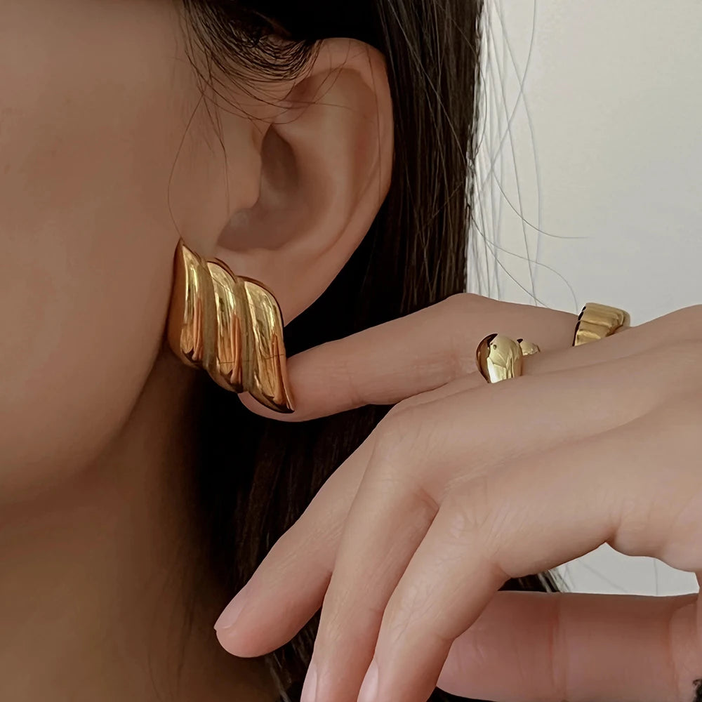 Stainless Steel Geometric Stud Earrings – Gold-Plated Twist Knot Statement Jewelry for Women