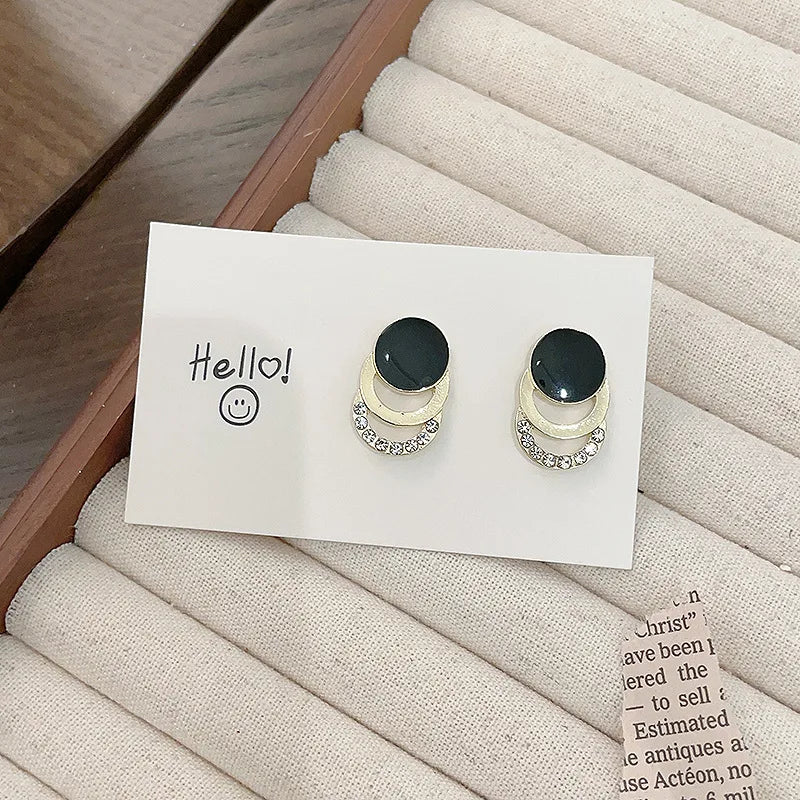 Round Geometric Crystal Stud
