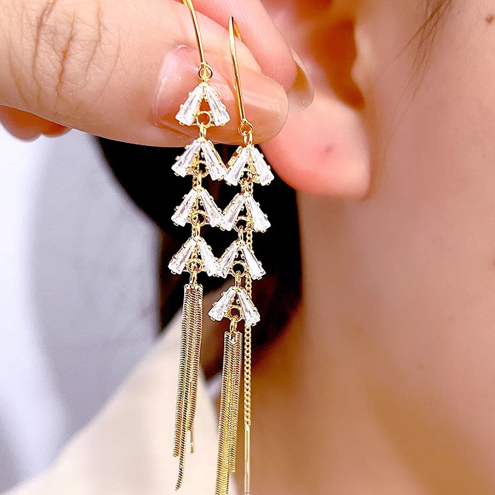 Elegant Green Flower Earrings – Light Luxury Jewelry for Women | Wedding & Party Gift