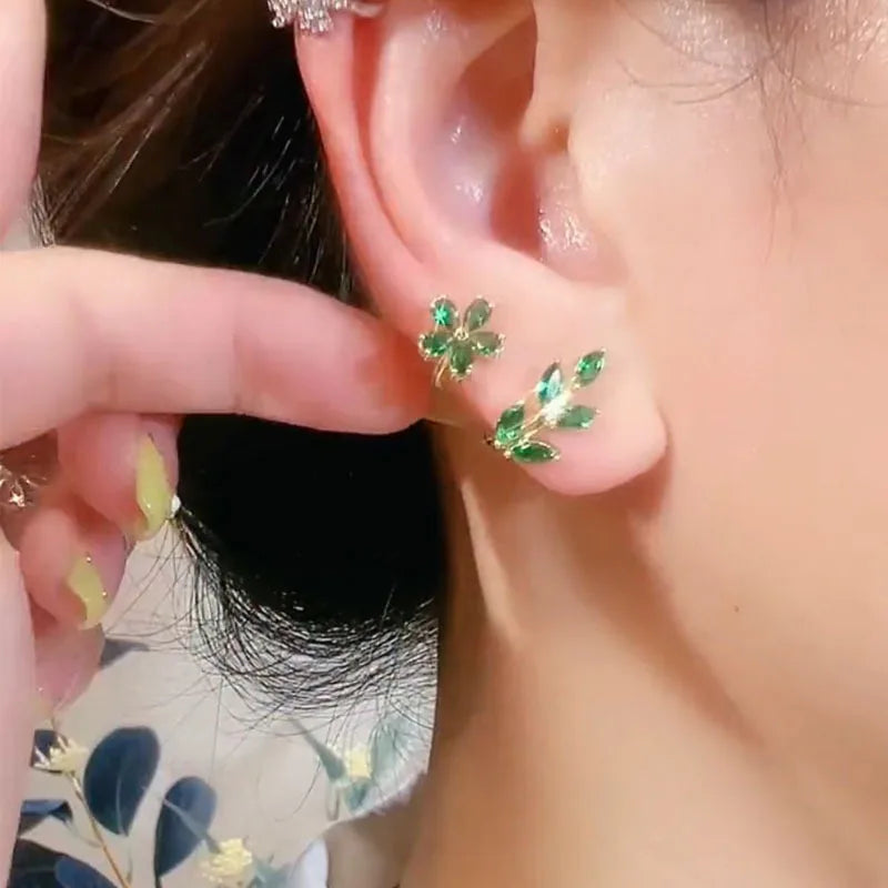 Elegant Green  Flower Earrings
