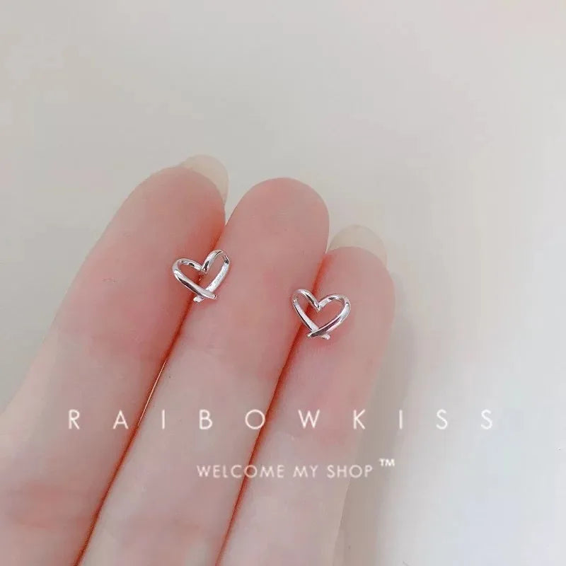 New Minimalism Heart Stud Earrings