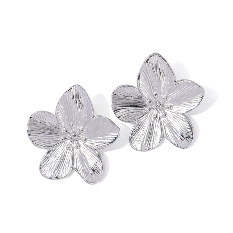 Stylish Vintage Flower Stud Earrings Premium Vintage Gold Plated Stainless Steel for Women Wedding Party Gifts