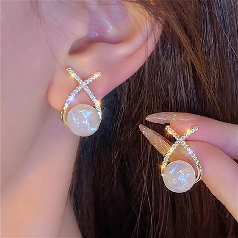 Elegant Flower Pearl Stud Earrings – Unique Design for Women, Perfect for Weddings & Parties