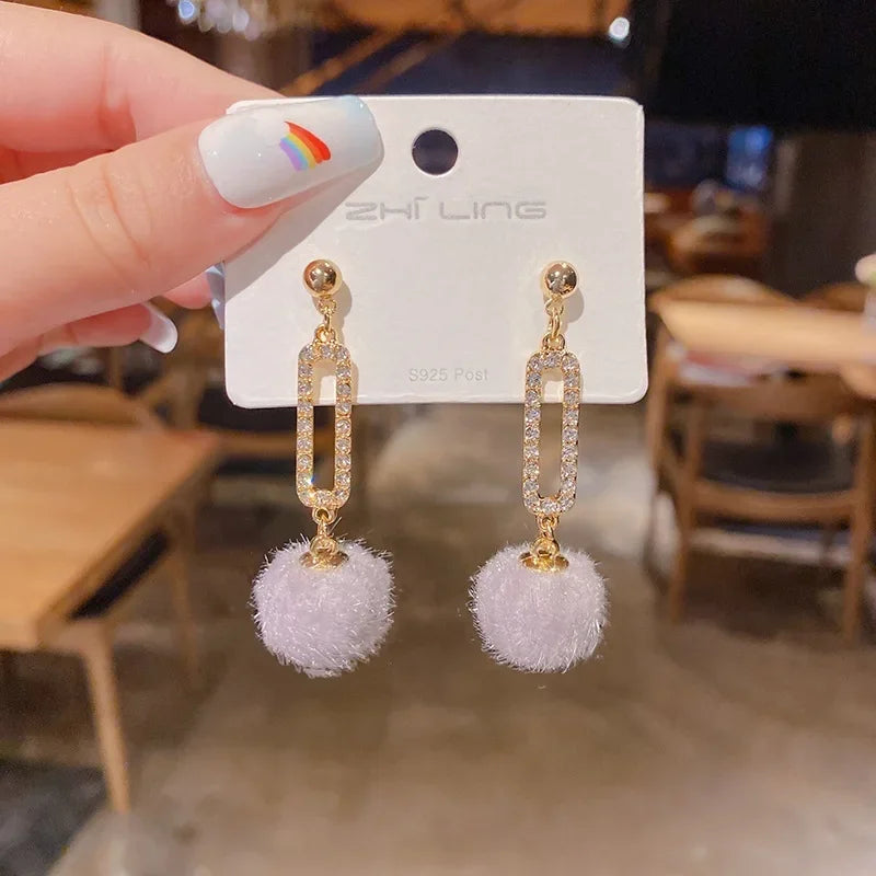 Wheat Tassel Pendant U-Shaped Earrings – Gold Color, 2025 New Fashion for Women & Girls