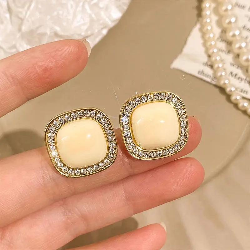 Crystal Pearl Ear Cuff – Non-Piercing Clip-On Earring | Elegant Wedding & Party Jewelry