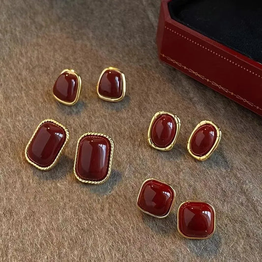 Vintage  Wine Red Stud Earrings