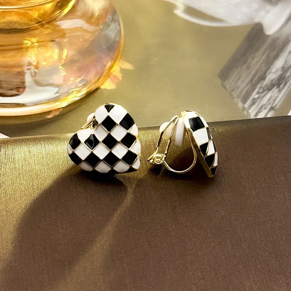 French Baroque Pearl Ear clip – 2025 New Hot Selling Ear clip Style for Women | No Ear Hole Required