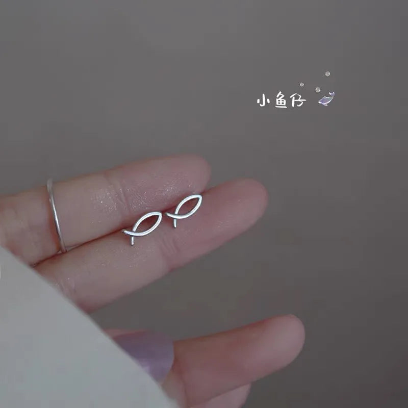 New Minimalism Heart Stud Earrings
