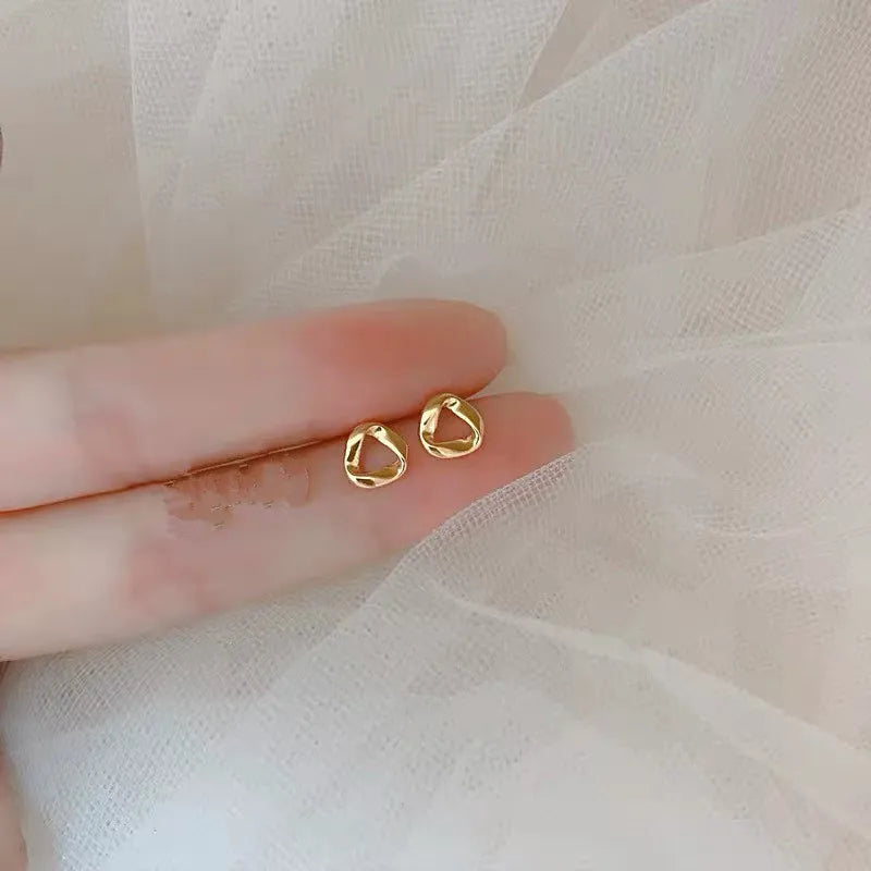 New Minimalism Heart Stud Earrings