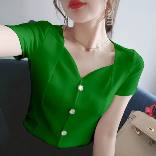 Women’s Knitted Tops