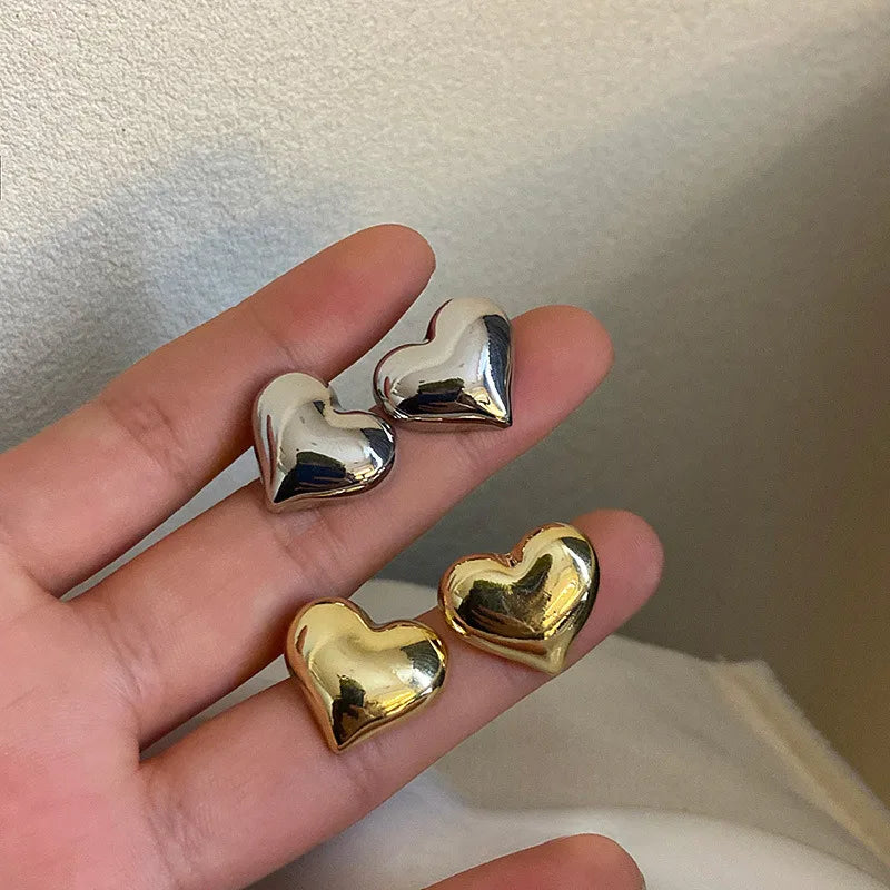 Minimalist Silver LOVE Heart Stud Earrings – Elegant Allergy-Preventing Jewelry for Women
