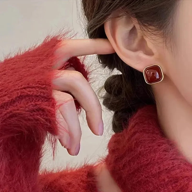 Vintage  Wine Red Stud Earrings