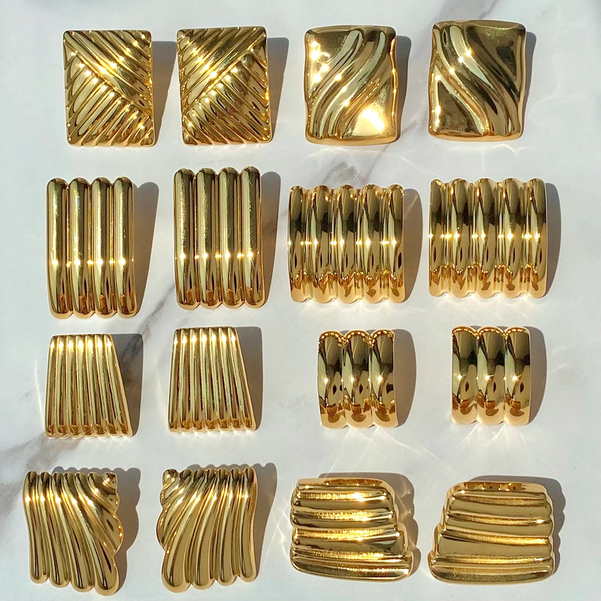 2025 Hot Style Bow Knot Big Ear Studs – 18K PVD Gold Plated Stainless Steel Earrings