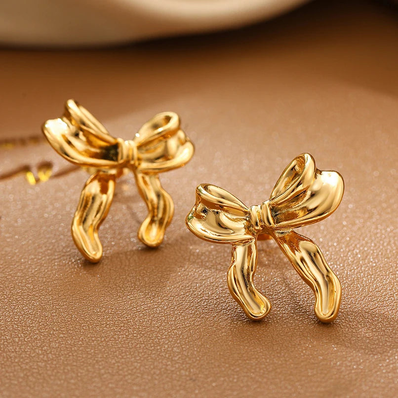 Stainless Steel Geometric Stud Earrings – Gold-Plated Twist Knot Statement Jewelry for Women