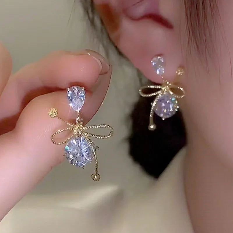 Elegant Green Flower Earrings – Light Luxury Jewelry for Women | Wedding & Party Gift