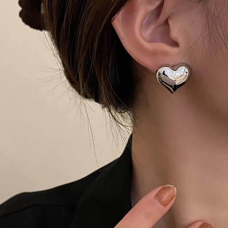 Minimalist Silver LOVE Heart Stud Earrings – Elegant Allergy-Preventing Jewelry for Women
