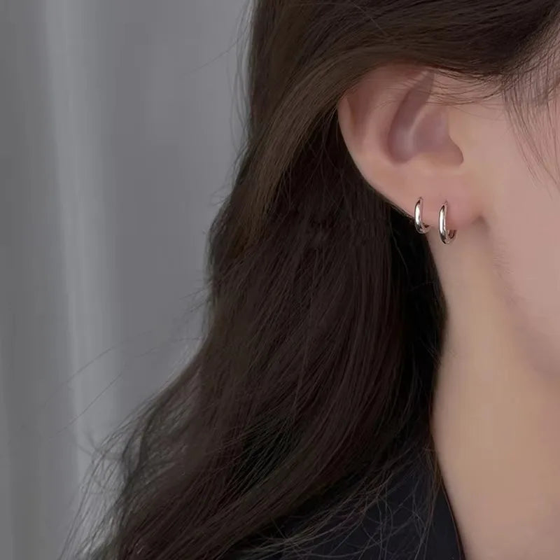 18G Small Sleeper Hoop Earrings – Tiny Huggie Earrings for Women & Men | Cartilage, Helix, Daith, Tragus Piercing Jewelry