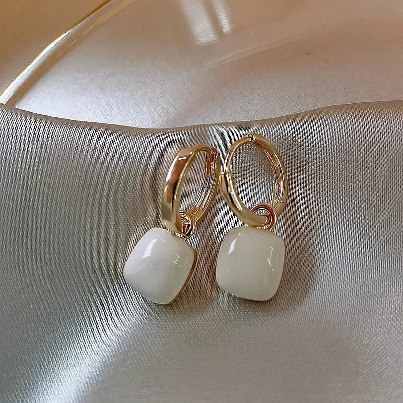 Simple Heart Dangle Earrings – Geometric Square Pendant Design for Women & Girls