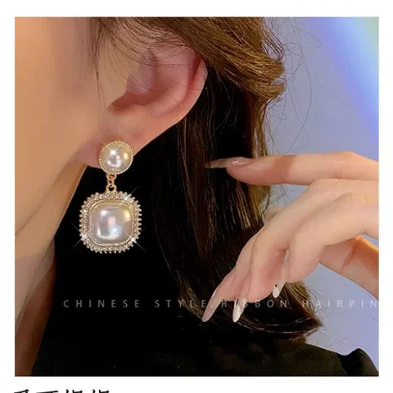French Baroque Pearl Ear clip – 2025 New Hot Selling Ear clip Style for Women | No Ear Hole Required