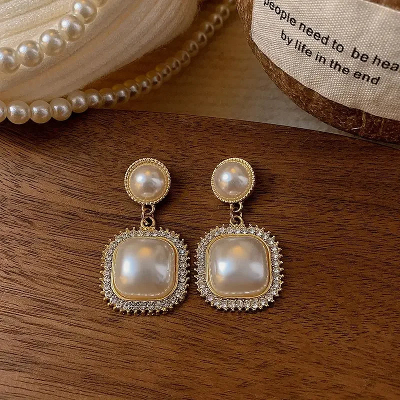 French Baroque Pearl Ear clip – 2025 New Hot Selling Ear clip Style for Women | No Ear Hole Required