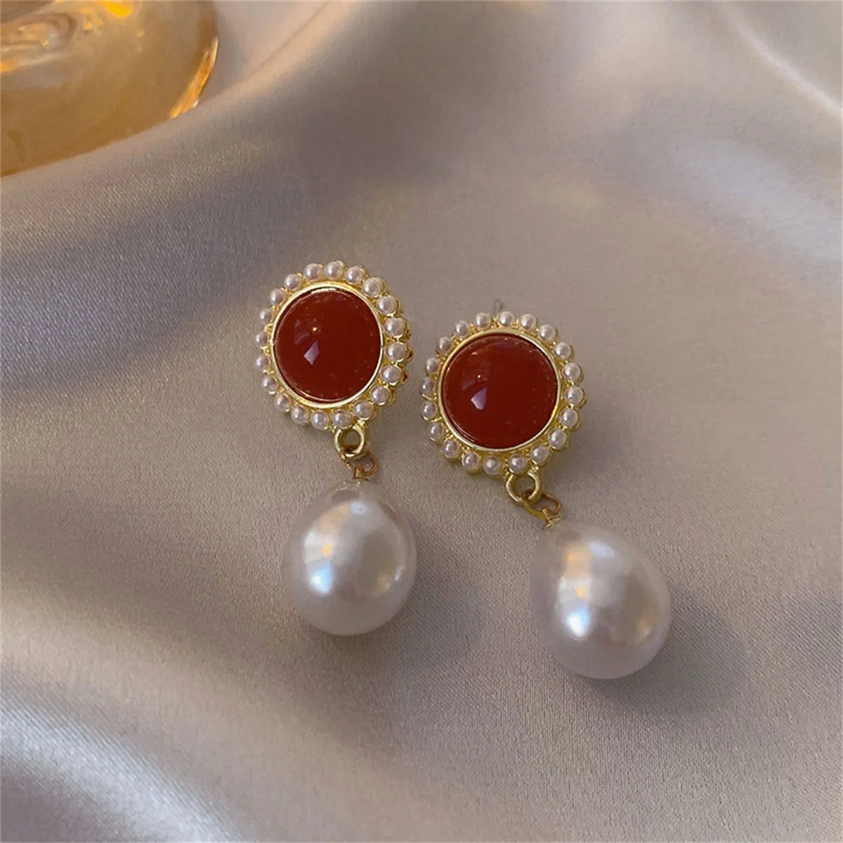 Vintage Trendy Red Enamel Geometric Round Heart Stud Earrings For Women Light Luxury Imitation Pearl Square Oval Earring Jewelry