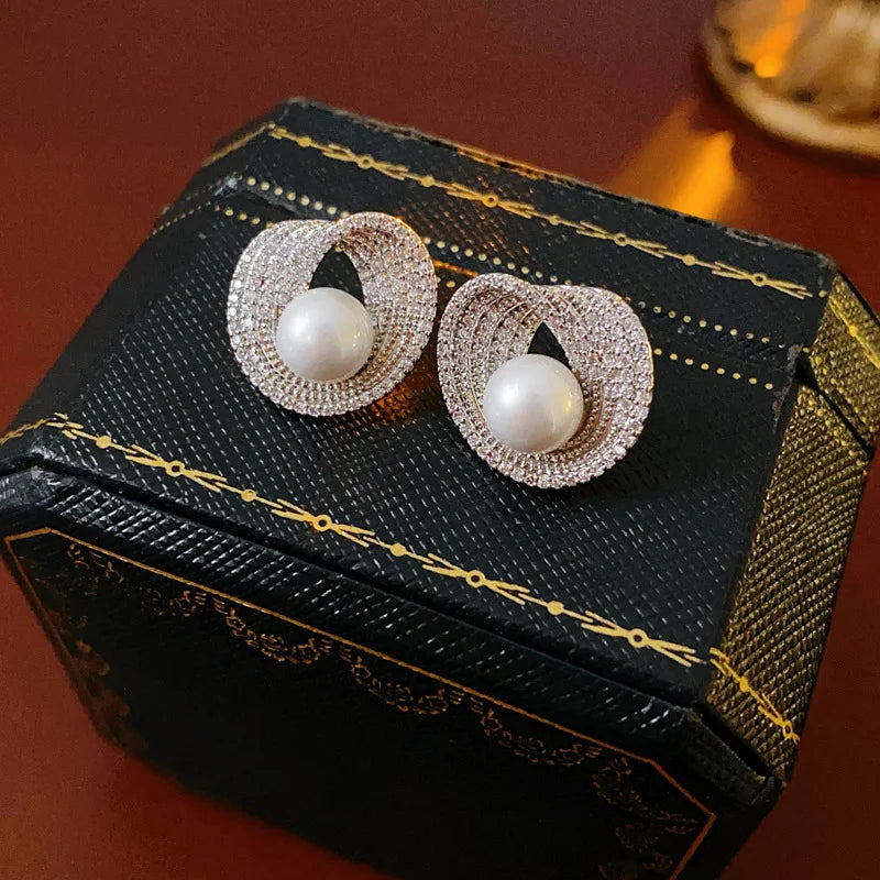 Zircon Round Pearl Irregular Stud Earrings – Elegant Simplicity with a Unique Twist