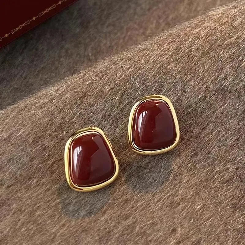 Vintage  Wine Red Stud Earrings