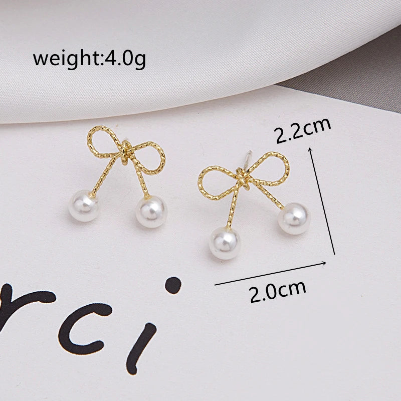 New Irregular Mussel Stud Earrings – Unique Floral, Leaf, Pearl & Heart Designs for Women