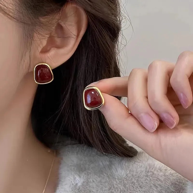 Vintage  Wine Red Stud Earrings