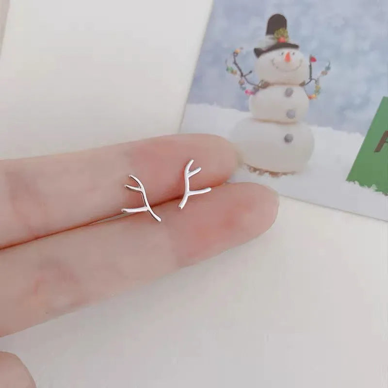New Minimalism Heart Stud Earrings