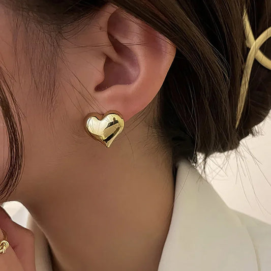 Minimalist Silver LOVE Heart Stud Earrings – Elegant Allergy-Preventing Jewelry for Women