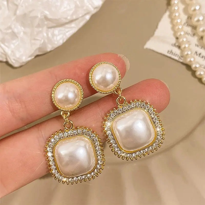 Crystal Pearl Ear Cuff – Non-Piercing Clip-On Earring | Elegant Wedding & Party Jewelry