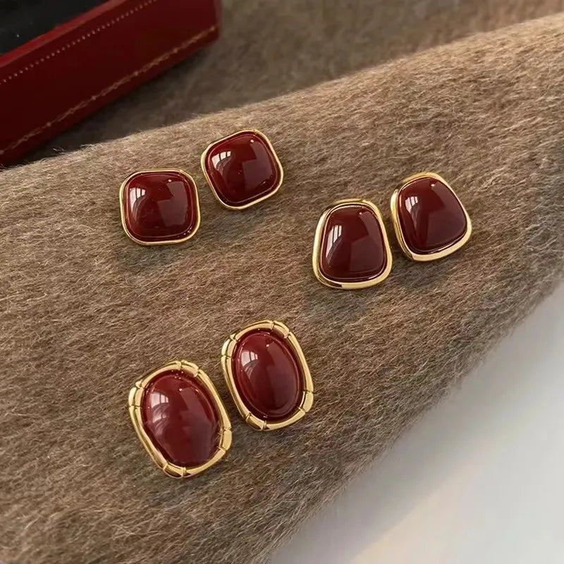 Vintage  Wine Red Stud Earrings