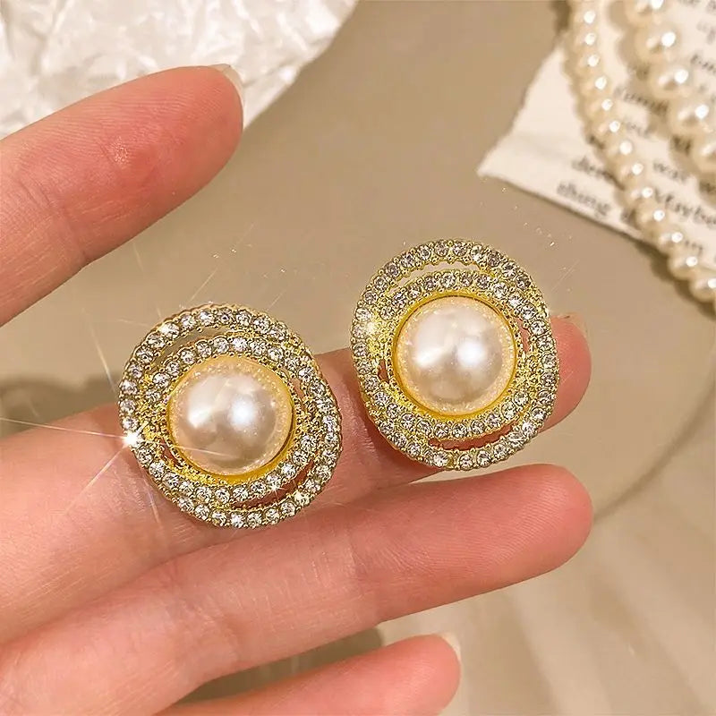 Crystal Pearl Ear Cuff – Non-Piercing Clip-On Earring | Elegant Wedding & Party Jewelry