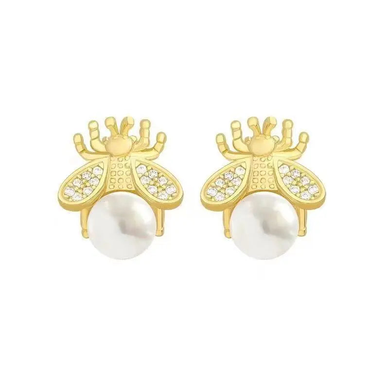 2025 New Minimalist Small Pearl Earrings – Elegant & Stylish