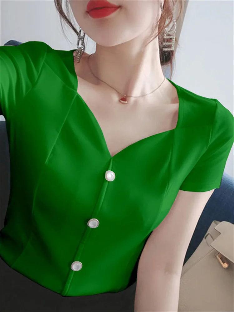 Women’s Knitted Tops